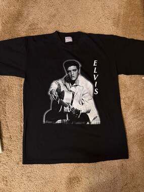 Vintage 90s Elvis Presley Black Graphic Portrait T-Shirt